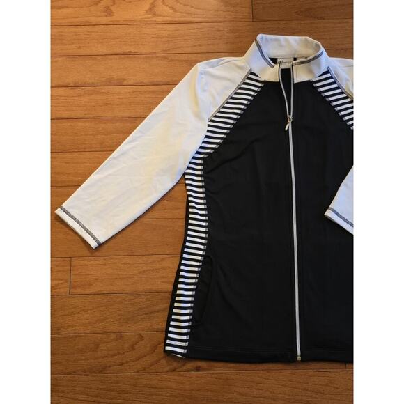 Zenergy By Chico’s Womens Full Zip Jacket Black/White Pockets Size 0 Sz Small - Picture 2 of 6